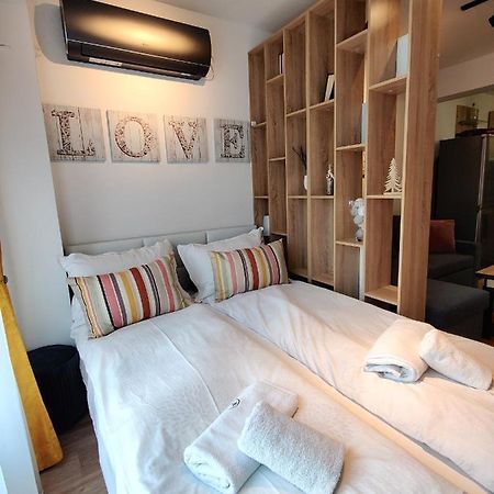 Cozy Studio Near The Historical Heart Of Sofia By Flat Mаnager Екстер'єр фото